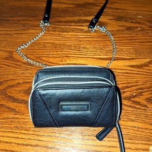 patent black leather Kenneth Cole crossbody purse